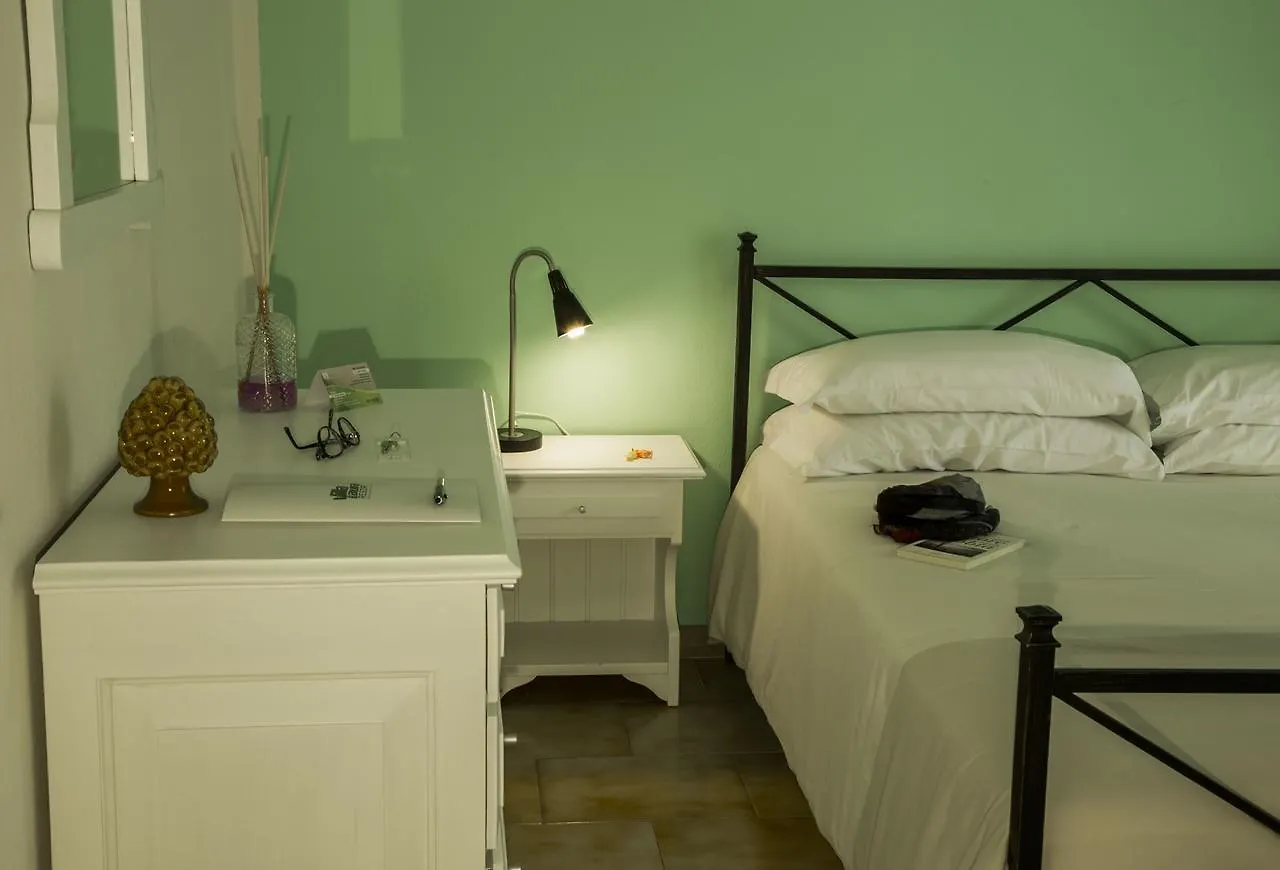 Villa Laura - Antico Borgo Di Sicilia Milici Hotel